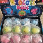 Axolotl flashing bouncy balls