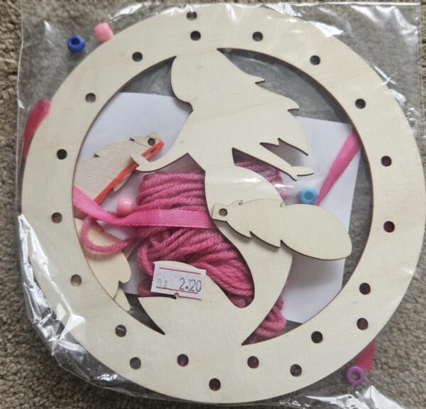 Make your own wooden dream catcher - Image 2